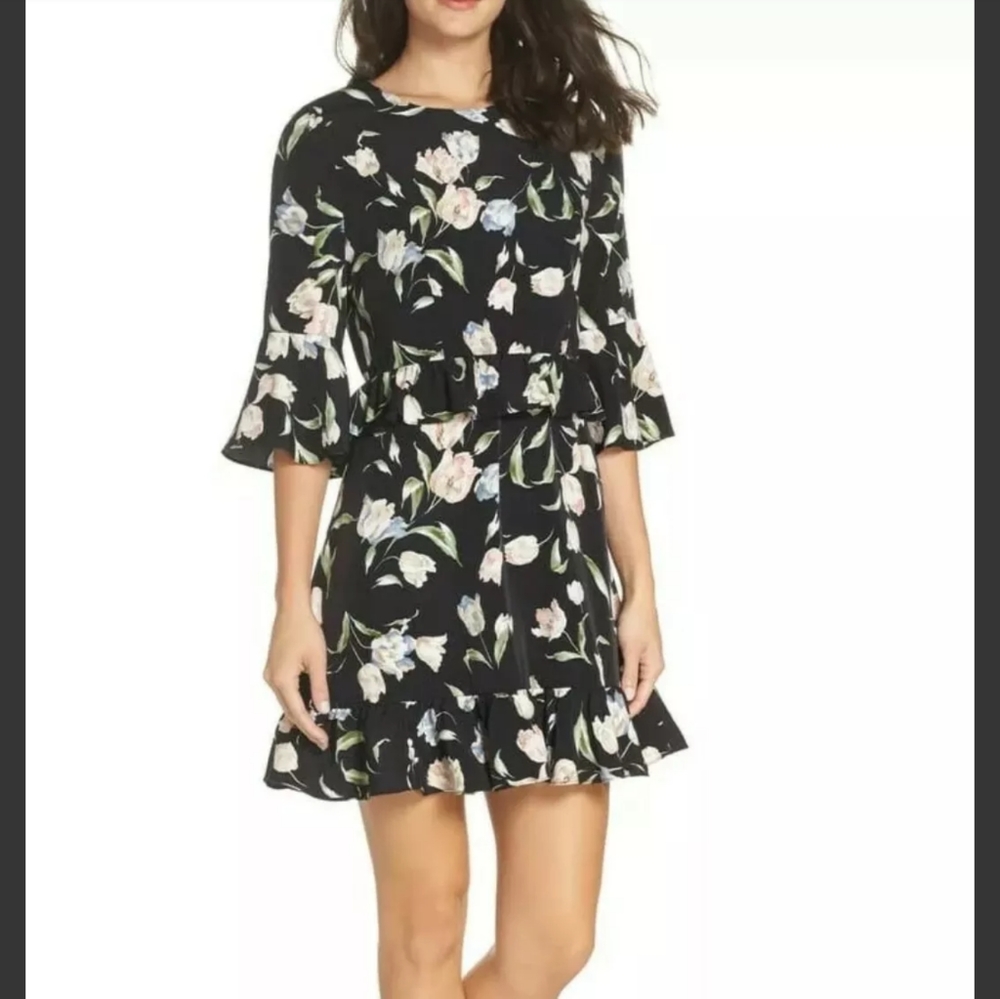 NWT - Avec Les Filles Satin Floral Print Dress